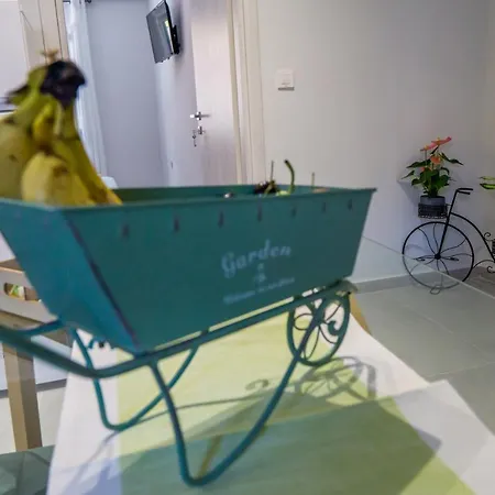 The House Of Johnkou Ханья