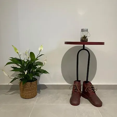 Апартаменты The House Of Johnkou *